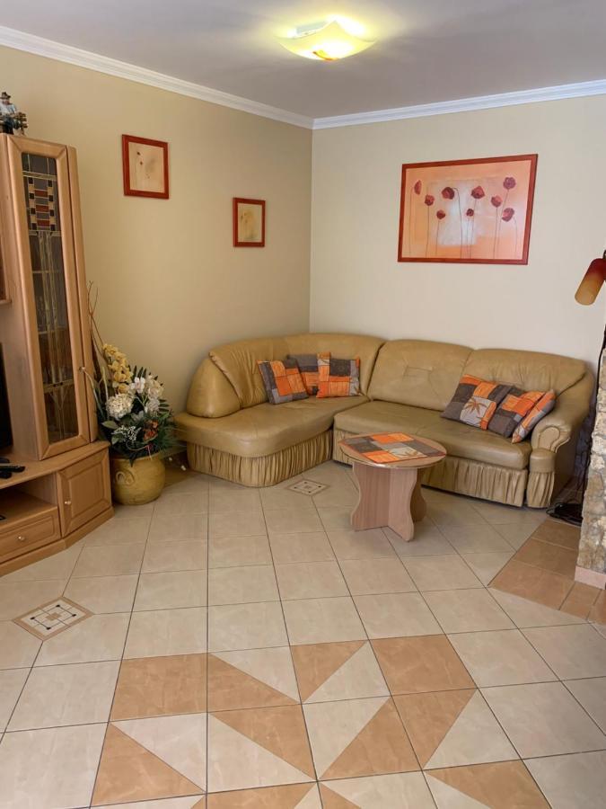 Relax Apartman Хайдусобосло Экстерьер фото