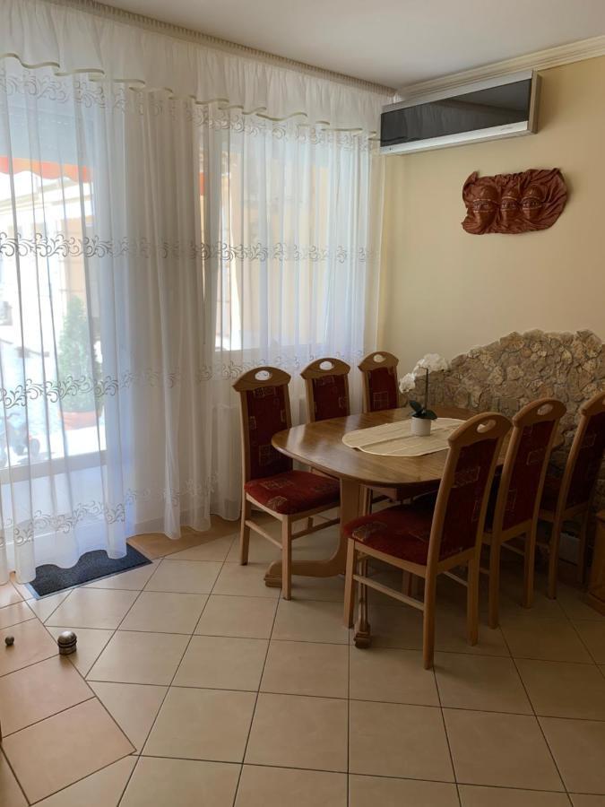 Relax Apartman Хайдусобосло Экстерьер фото