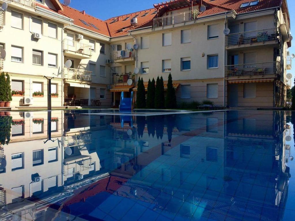 Relax Apartman Хайдусобосло Экстерьер фото